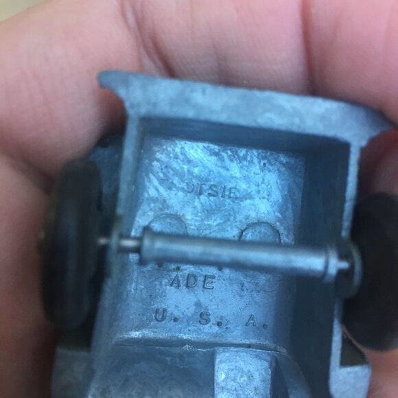 Vintage 1962 TootsieToy Jeep Army Truck Green - Picture 4 of 8